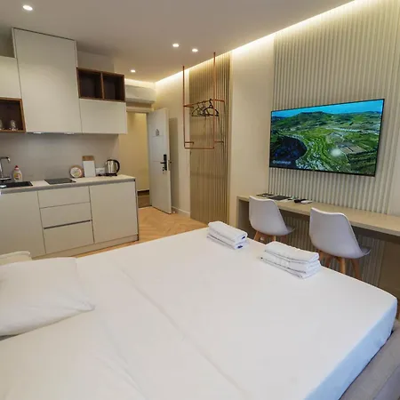 Appartement 2 Steps From Center 3 3 Tirana