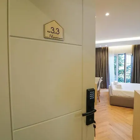 公寓 2 Steps From Center 3 3 地拉那