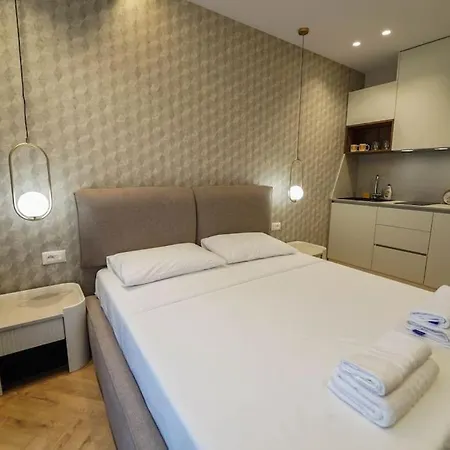 Daire 2 Steps From Center 3 3 Tiran